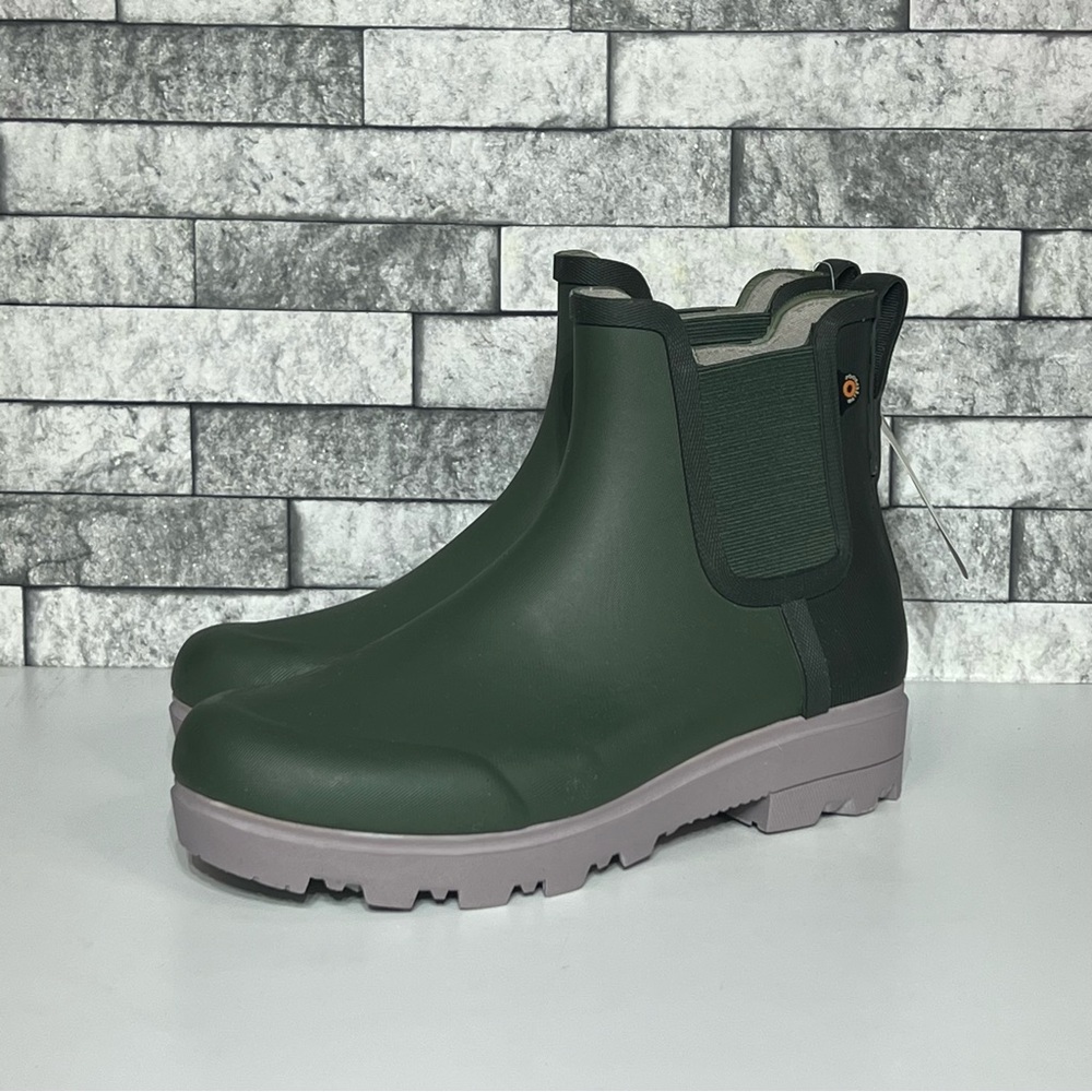 BOGS Holly Chelsea Boots Women’s 6 New Green Waterproof Boots